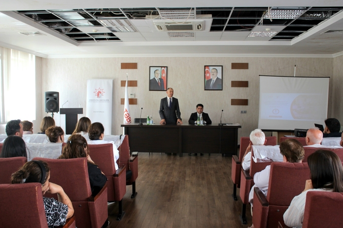 Xızı rayon Mərkəzi Xəstəxanasında Hemofiliyanın müalicəsinə dair multidisiplinar yanaşma” mövzusunda elmi seminar keçirilib