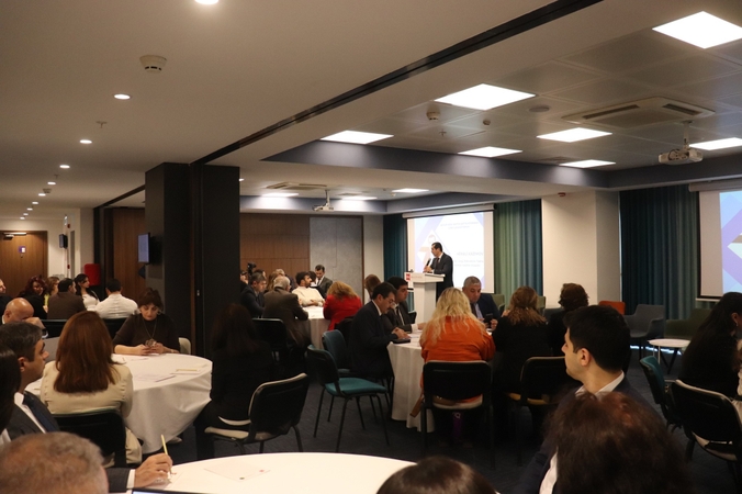 Dövlət–Özəl Sektor–QHT Platforması çərçivəsində keçirilən Forumun III panelində Ayaz Hüseynov çıxış edib